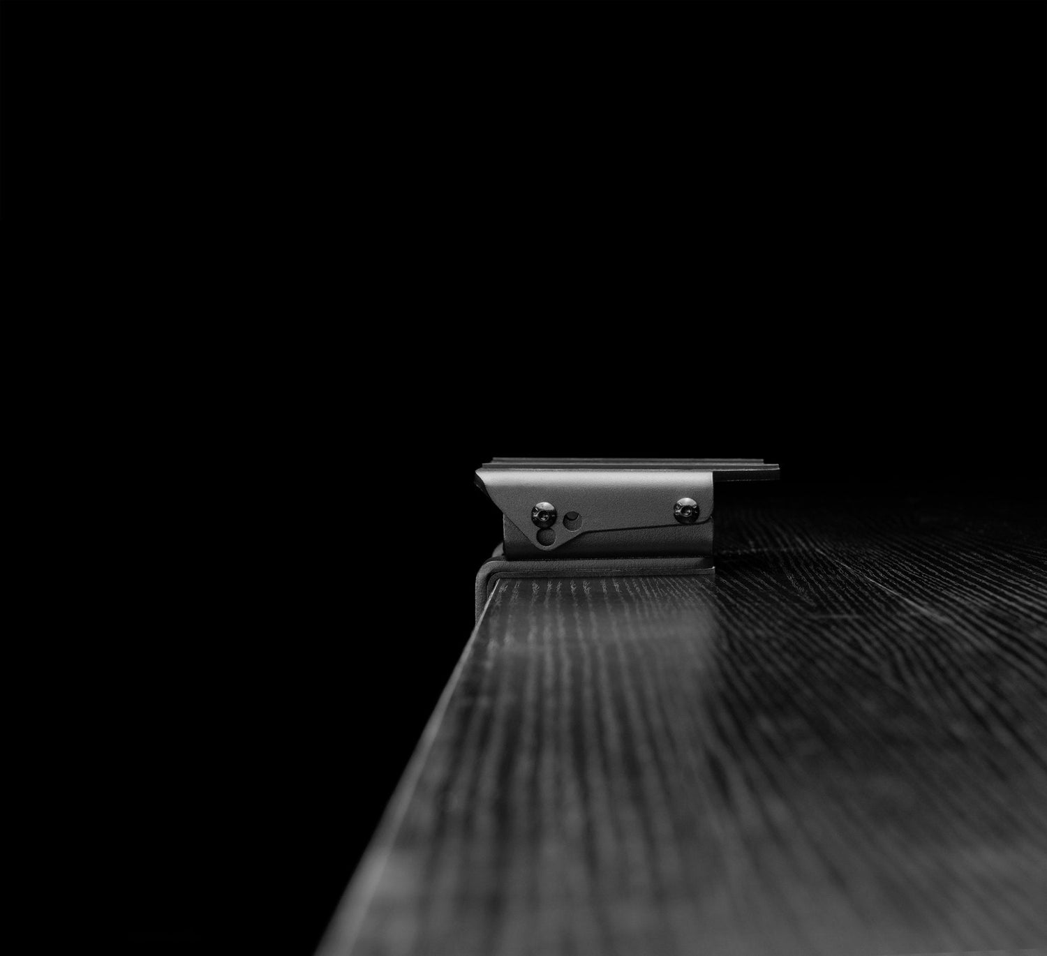 Simagic T - LOC WheelBase Table Clamp | Accessories for wheelbases | SIMHUB.PRO