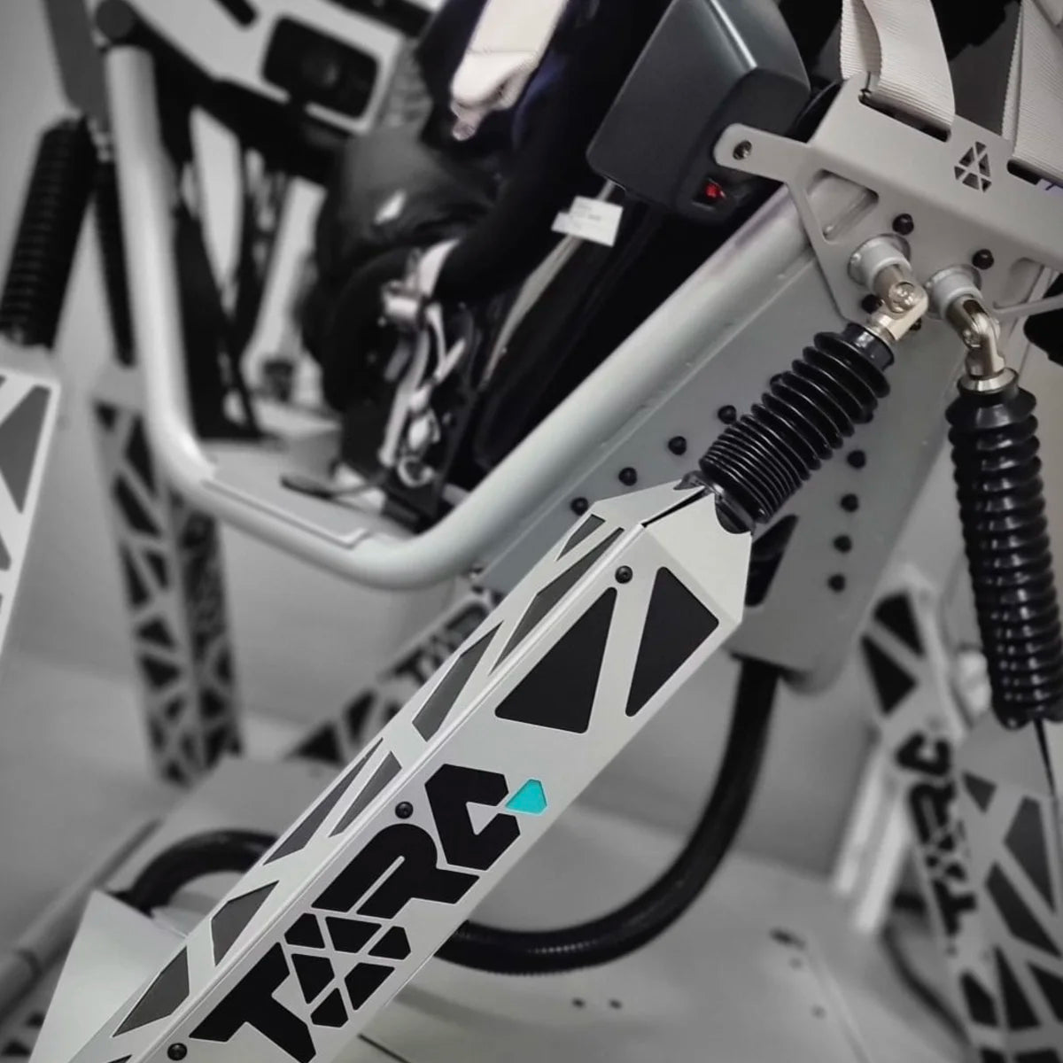 TORQ EVO 2 6DOF Motion Platform | Motion Systems | SIMHUB.PRO